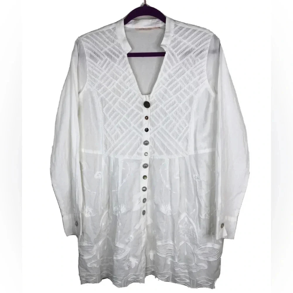 Soft Surroundings White Long Sleeves Embroidered Button Front Blouse Size Small